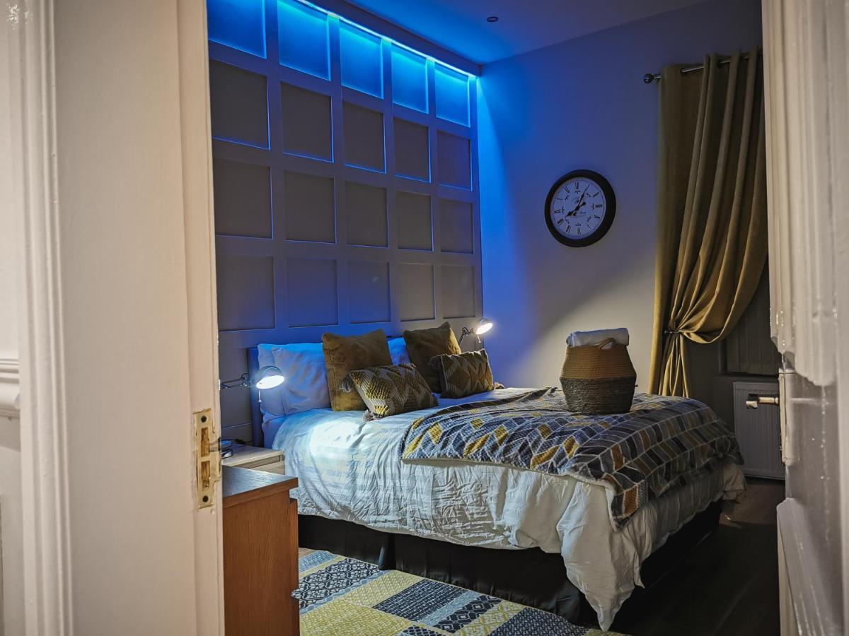 Luxurious 3 Bedroom Apartment: Heart Of Westend Glasgow Exterior foto
